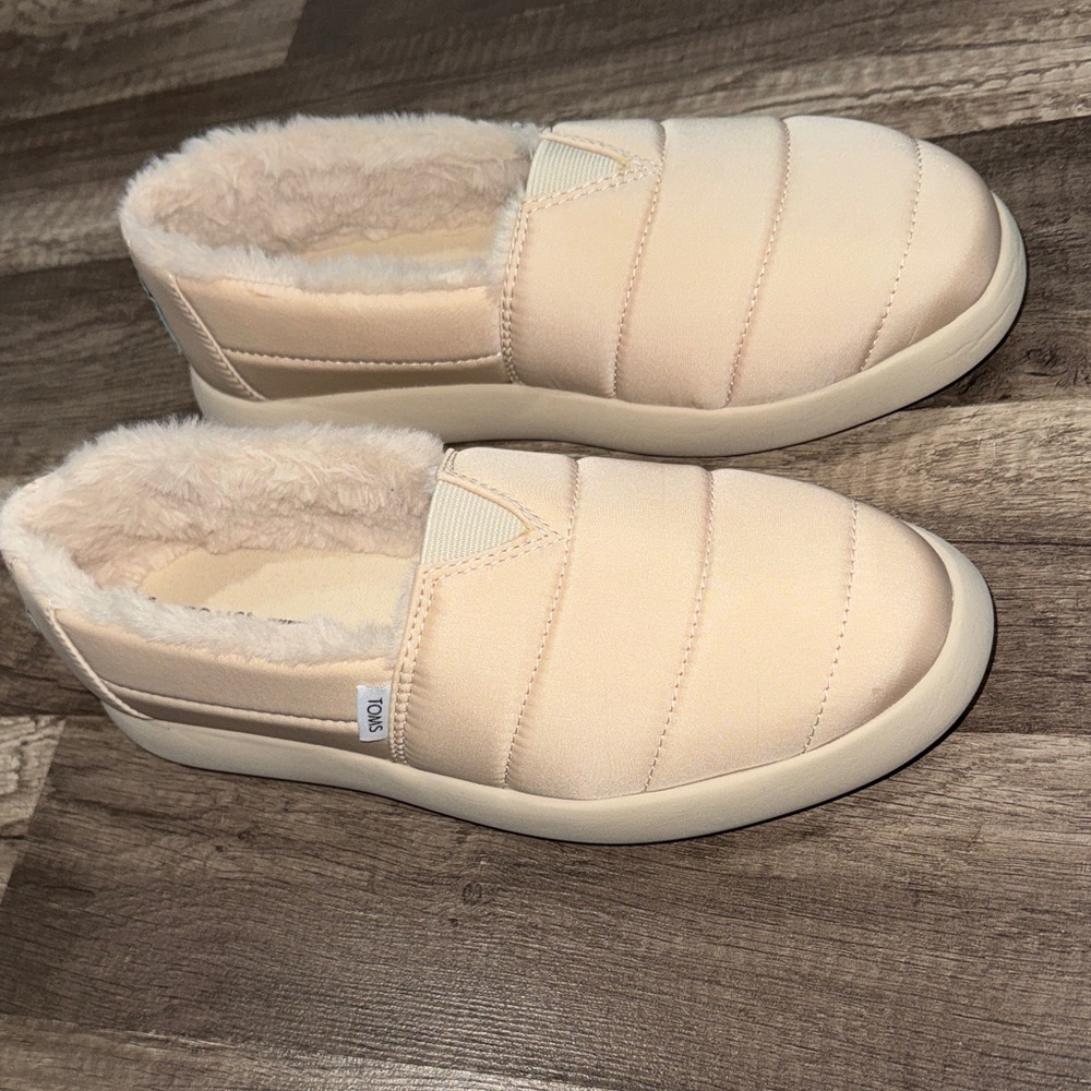 Toms Beige Fur-Lined Slip-On Shoes